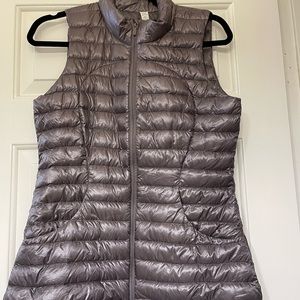 Lululemon puffer vest